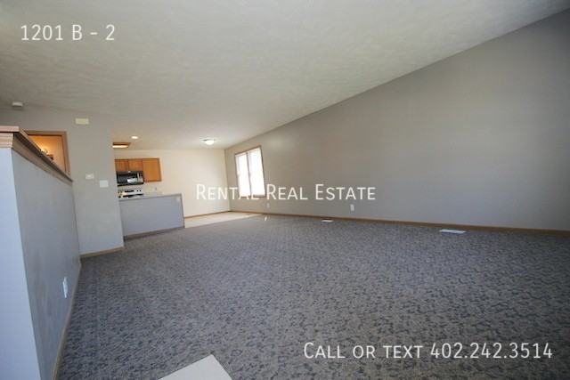 1201 B St #2 - Photo 3 of 18