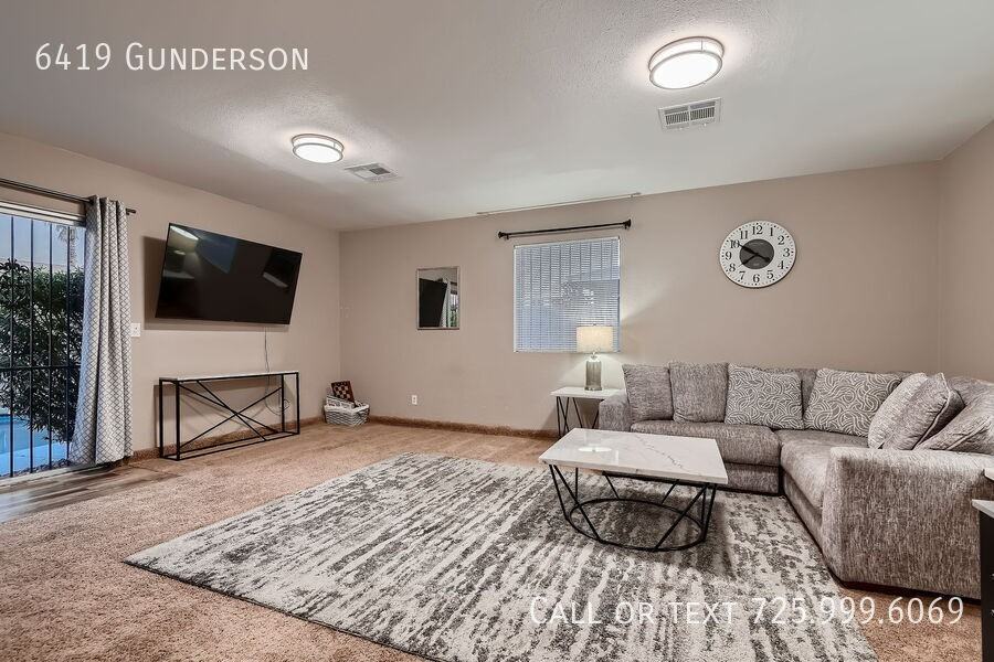 6419 Gunderson Blvd - Photo 5 of 32