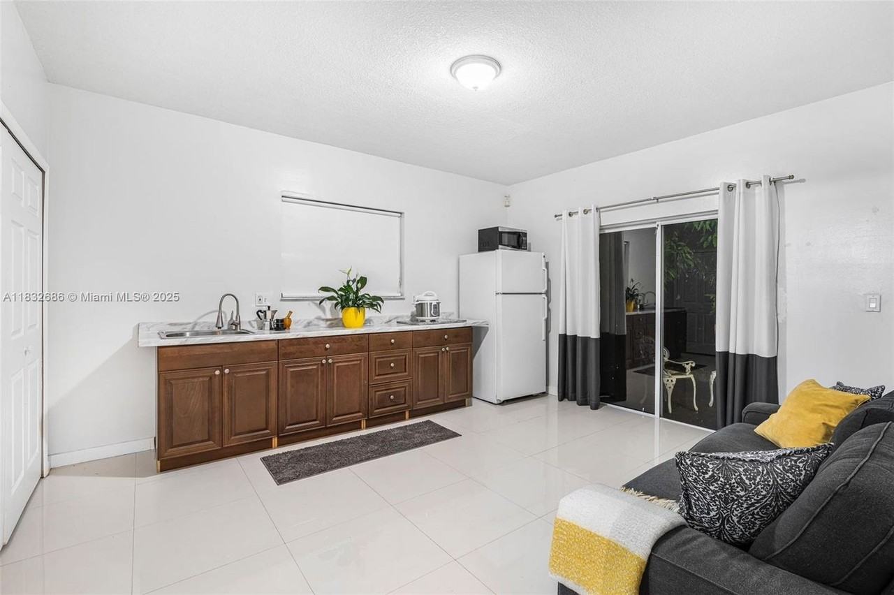 14156 Sw 148th Ave #2-2 - Photo 3 of 9