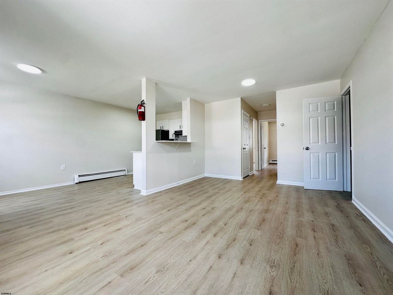 1924 N Missouri Ave #AA - Photo 2 of 12