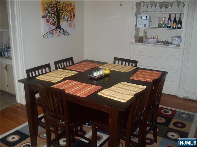 28 Washington Ave #28 - Photo 3 of 7