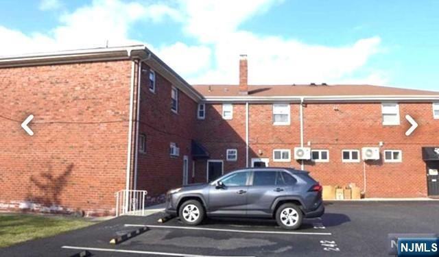 294 Liberty St #294 - Photo 2 of 5