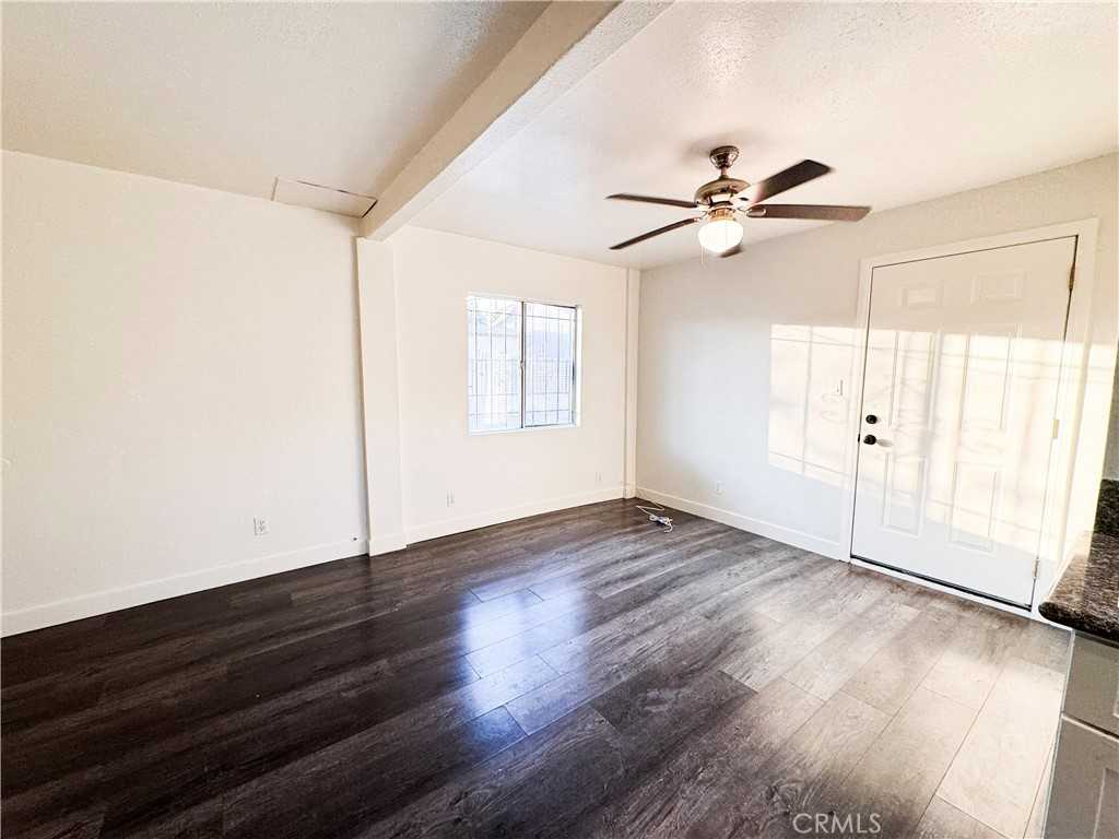 1746 W 82nd St #1746 - Photo 3 of 14