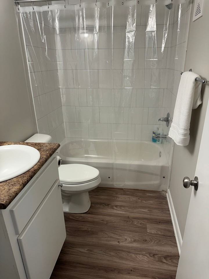 433 Meadowlark Dr #E1 - Photo 5 of 13