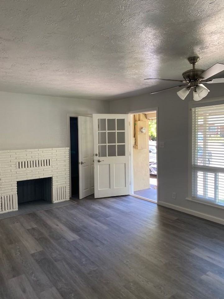 2896 Kenco Ave - Photo 2 of 19