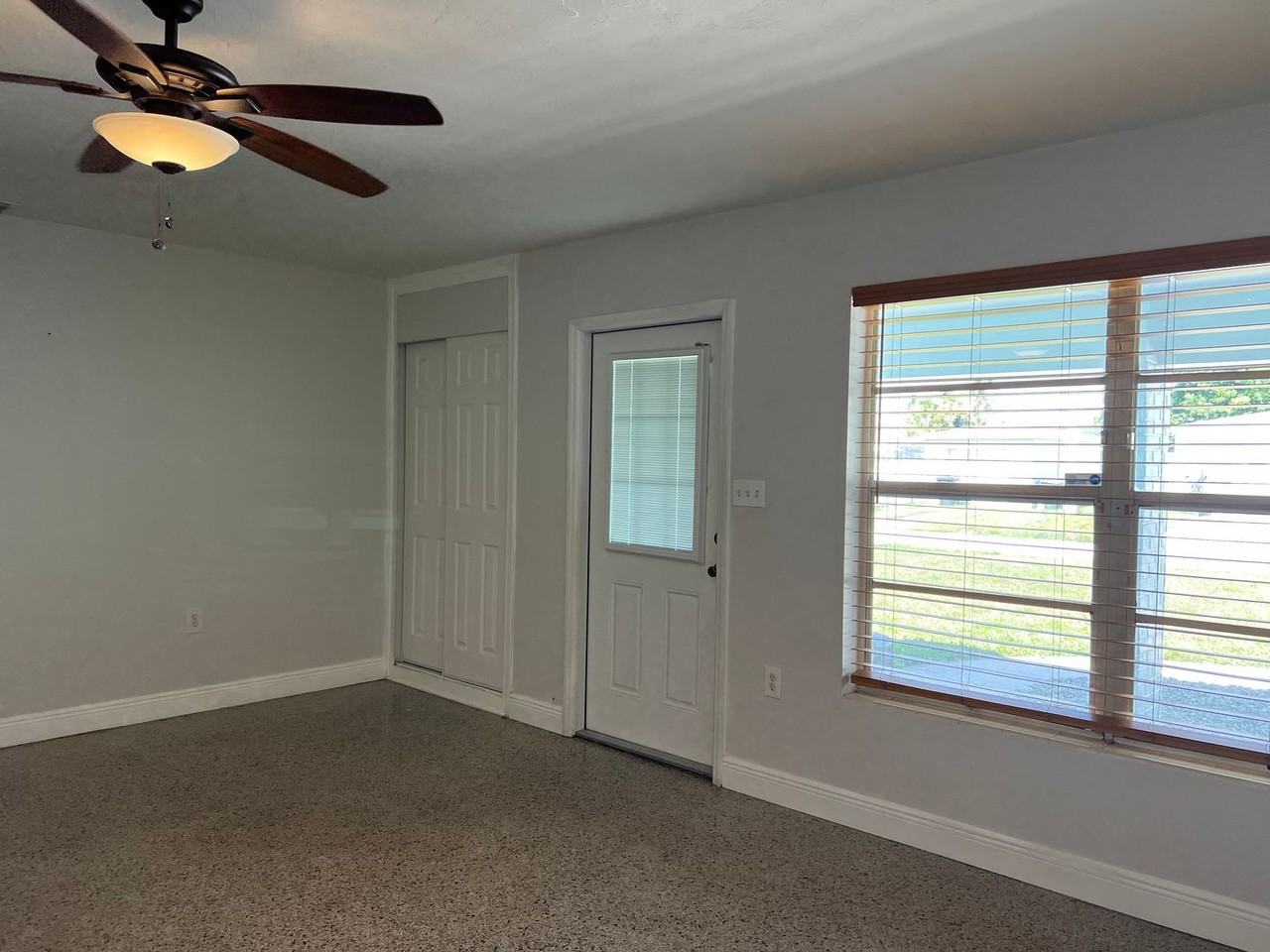 212 Granada St - Photo 3 of 13