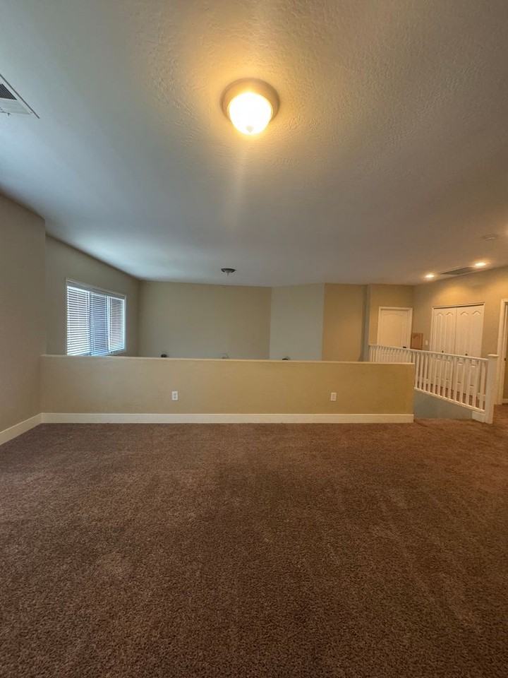 4014 W Saint Anne Ave - Photo 5 of 37