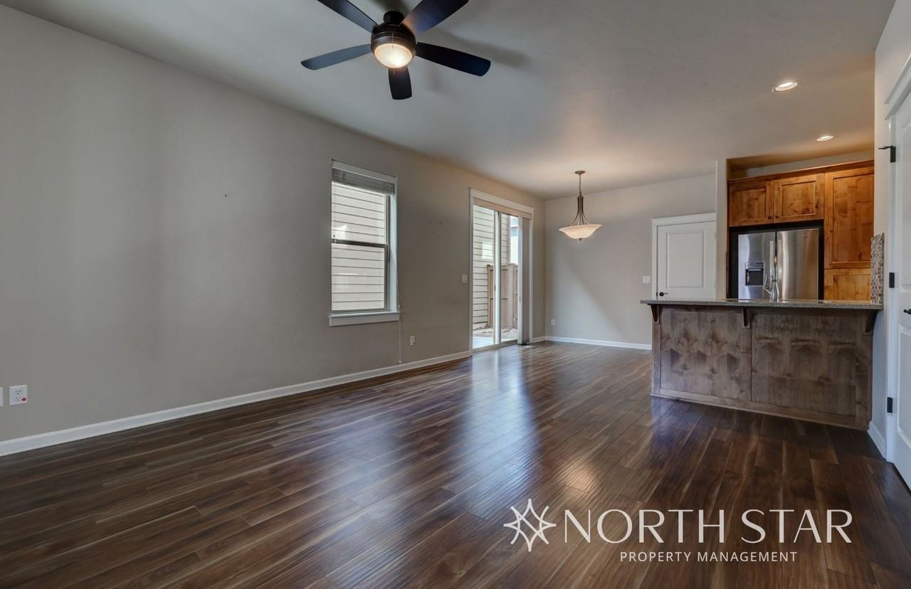 20772 Boulderfield Ave - Photo 3 of 23