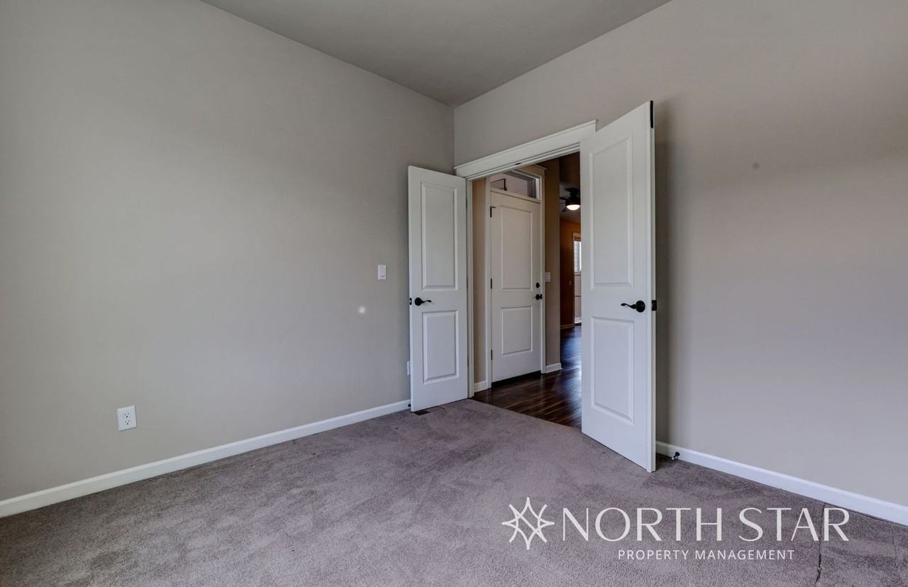 20772 Boulderfield Ave - Photo 6 of 23