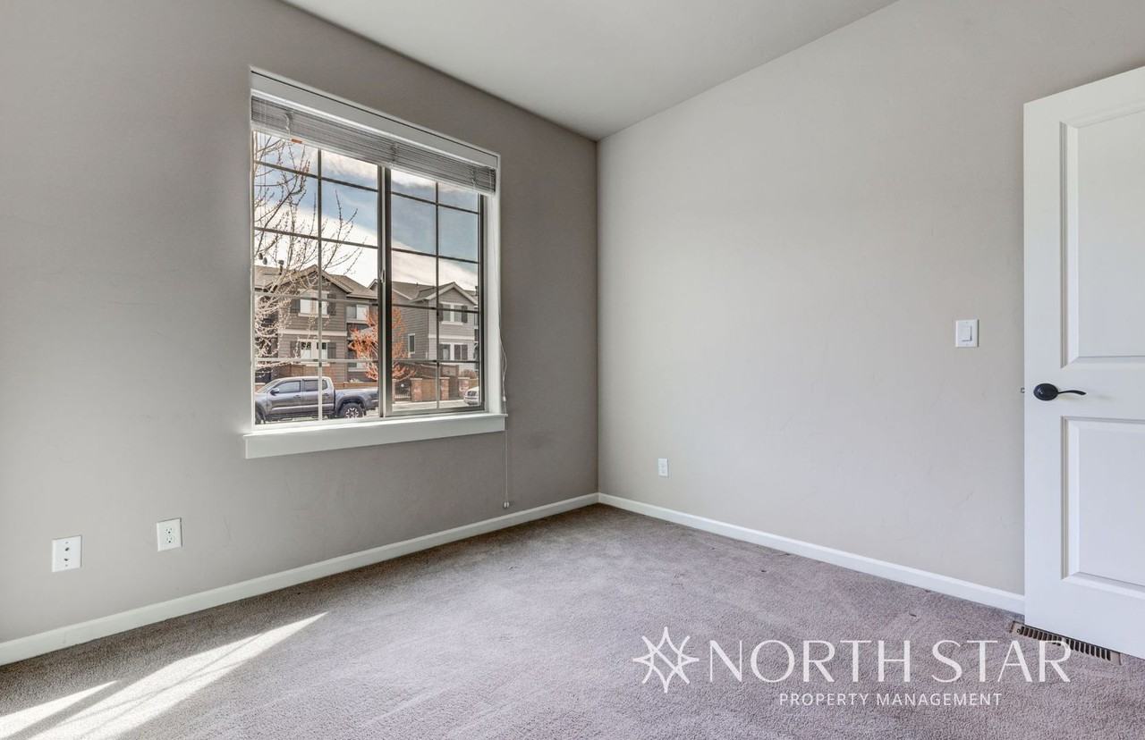 20772 Boulderfield Ave - Photo 7 of 23