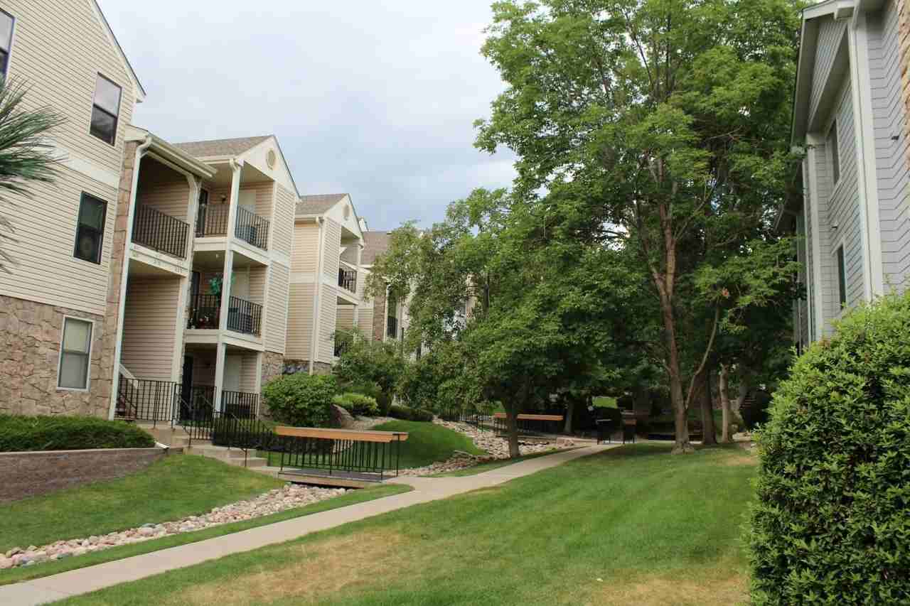 6755 S Field St #627 - Photo 2 of 16