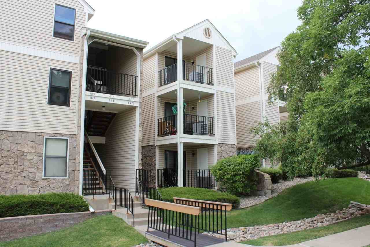 6755 S Field St #627 - Photo 3 of 16