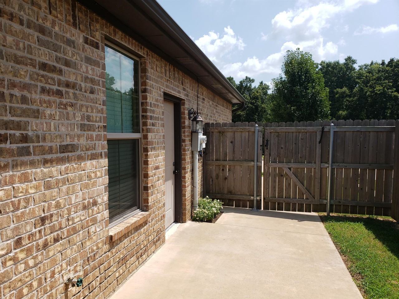 1401 B N Monte Vista- MCELROY - Photo 3 of 15