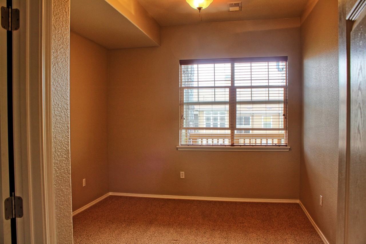 15460 Canyon Gulch Ln #308 - Photo 3 of 10