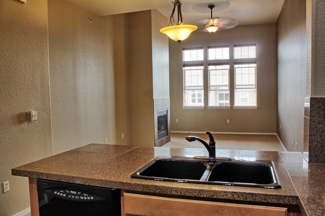 15460 Canyon Gulch Ln #308 - Photo 5 of 10