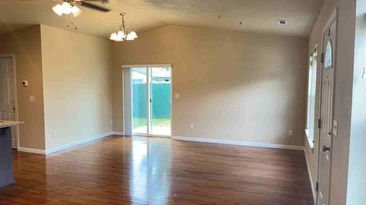 950 N 5th St #B - Photo 7 of 22