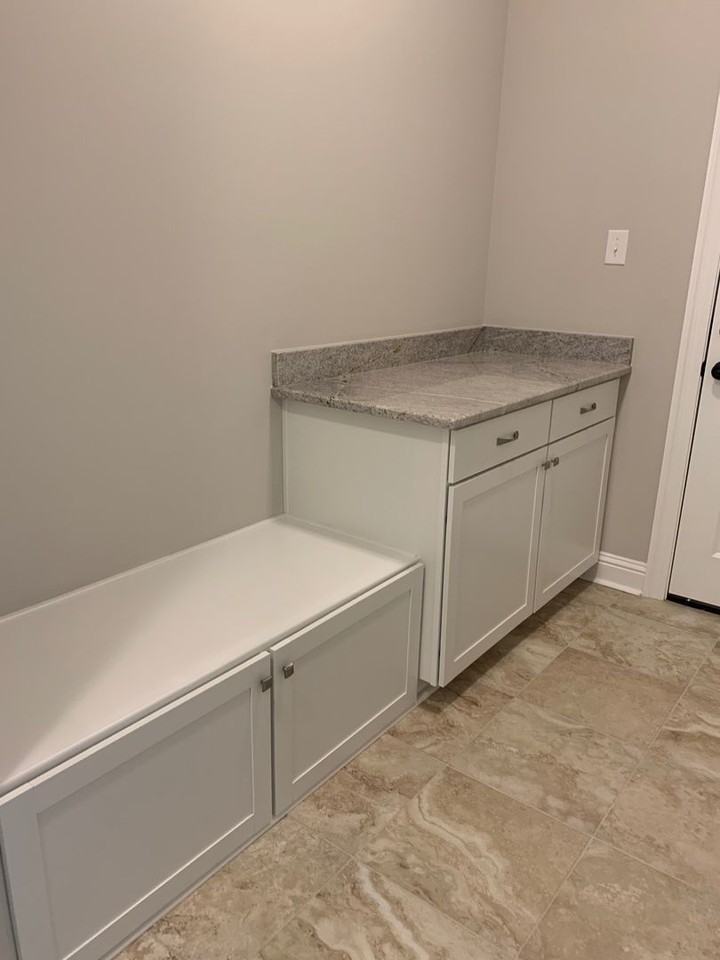 9986 Ashby Ln - Photo 6 of 26