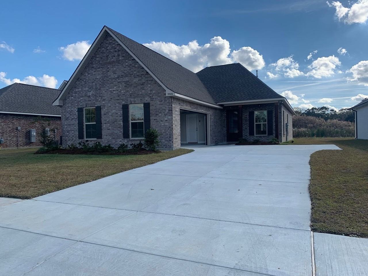 9986 Ashby Ln - Photo 3 of 26