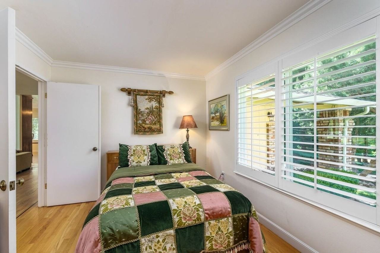 19566 Chaffee Cir - Photo 7 of 18