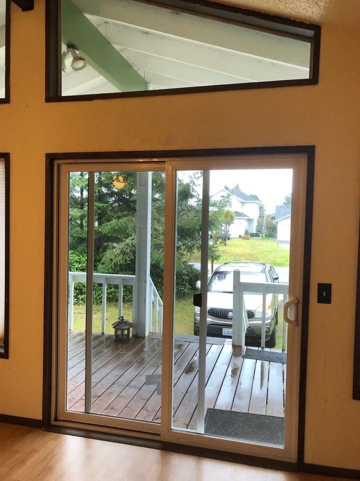 880 Pheasant Ct Sw - Photo 2 of 11