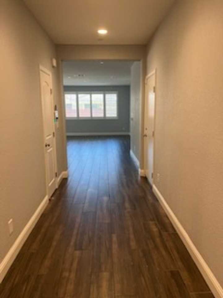 363 Water Lily Cir - Photo 3 of 16