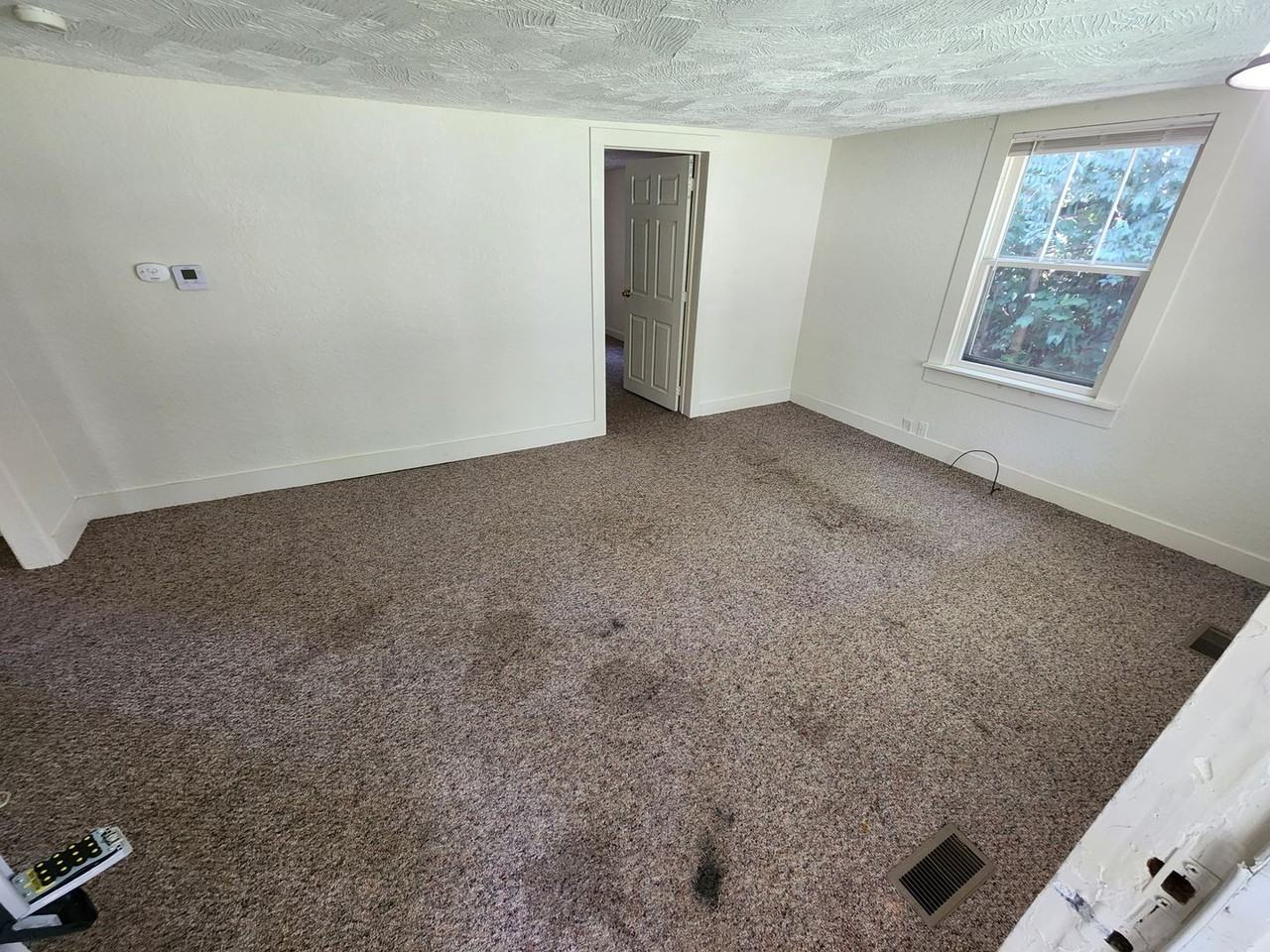 2526 W Madison St - Photo 3 of 26