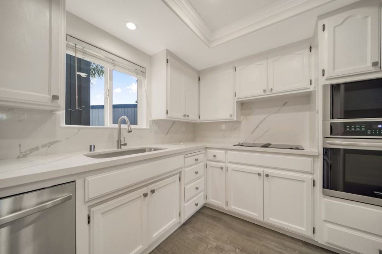 905 Lido Cir - Photo 6 of 31