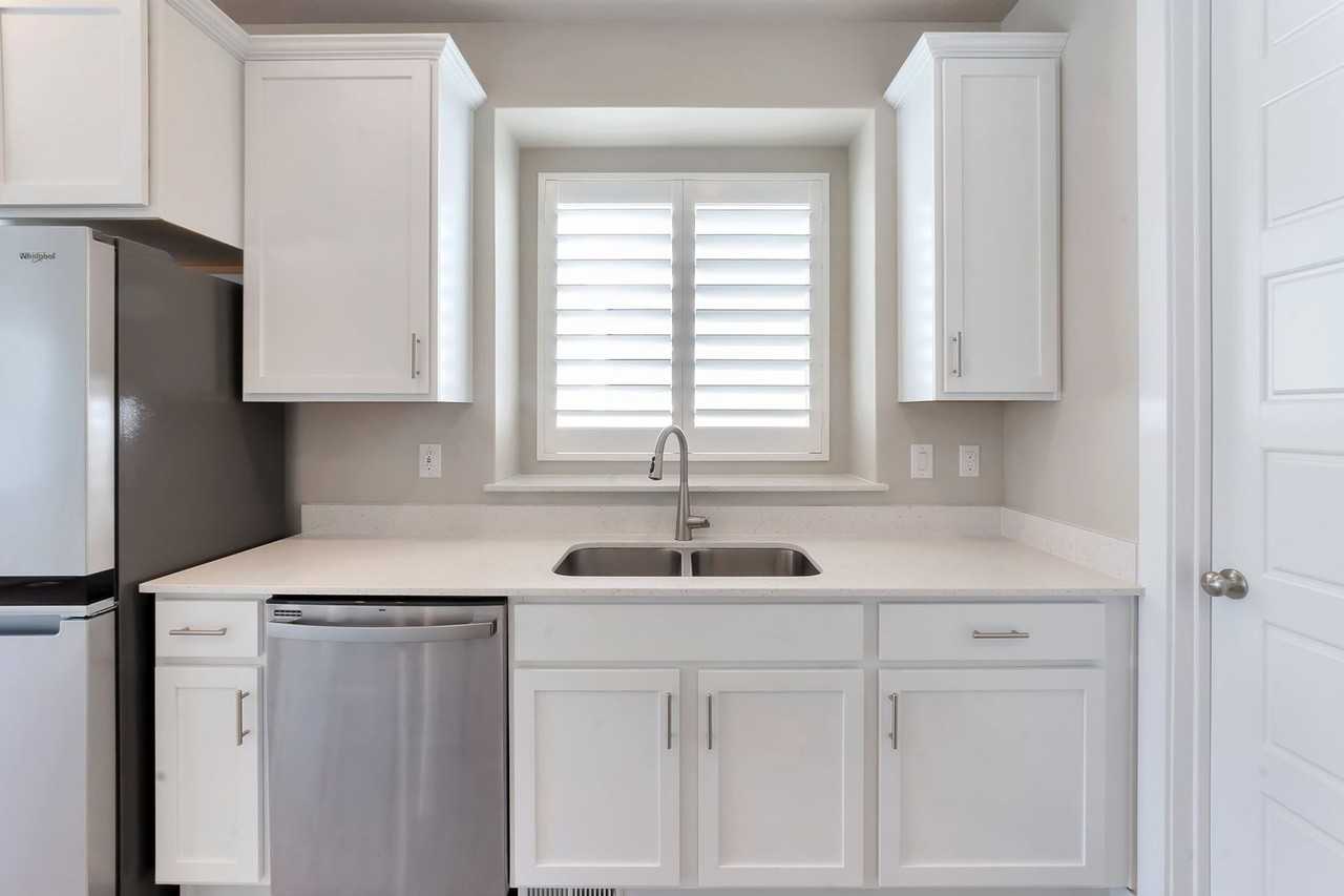 2389 N 4000 W - Photo 6 of 27