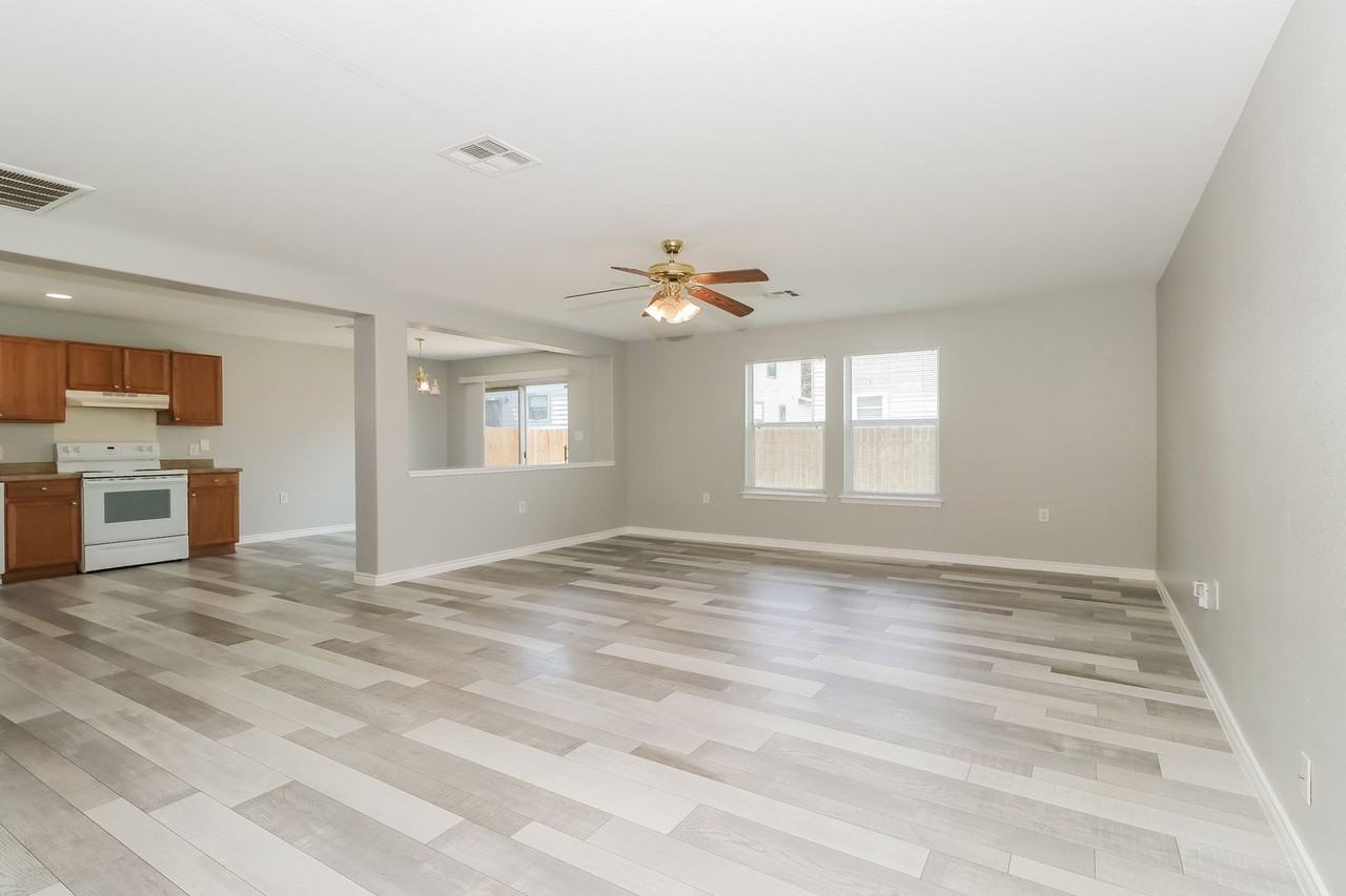 6805 Doyal Drive - Photo 4 of 17