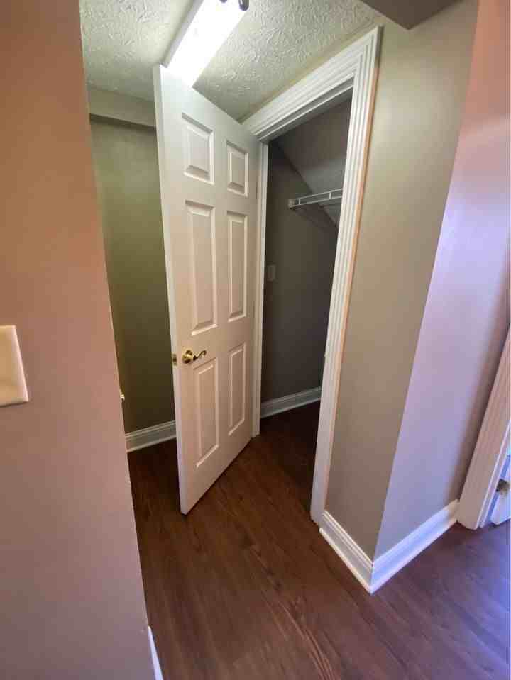 201 Aqueduct Drive - Photo 6 of 16