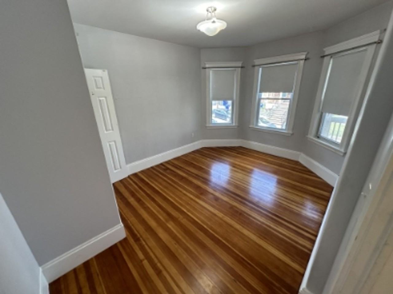 35 Atkins St - Photo 3 of 16