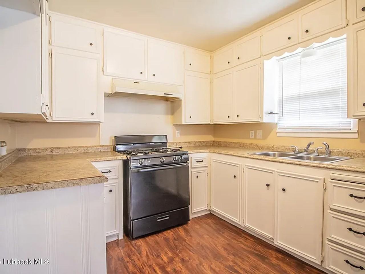 2414 38th St - Photo 6 of 20