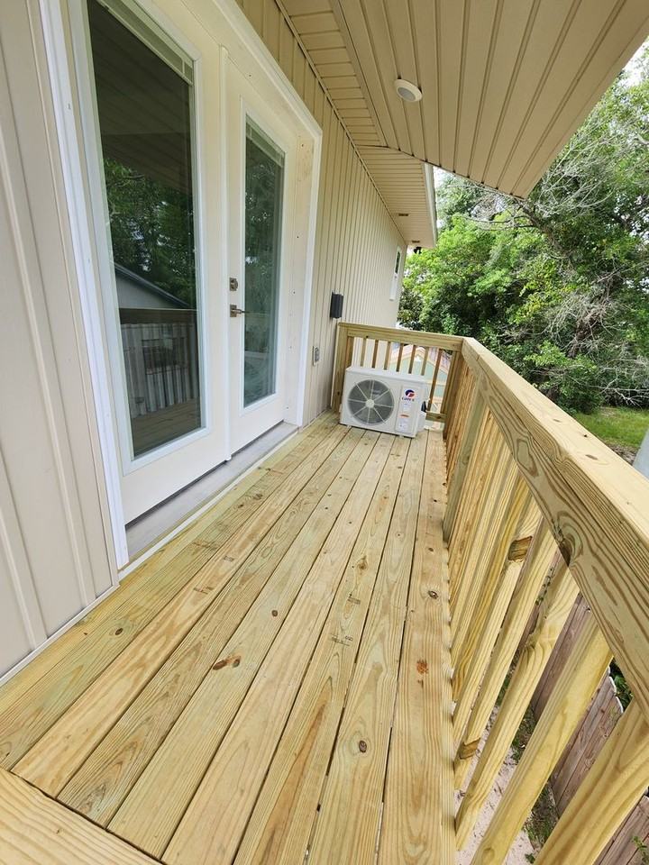 3305 Bluewater Dr - Photo 2 of 15