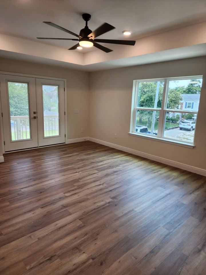 3305 Bluewater Dr - Photo 3 of 15