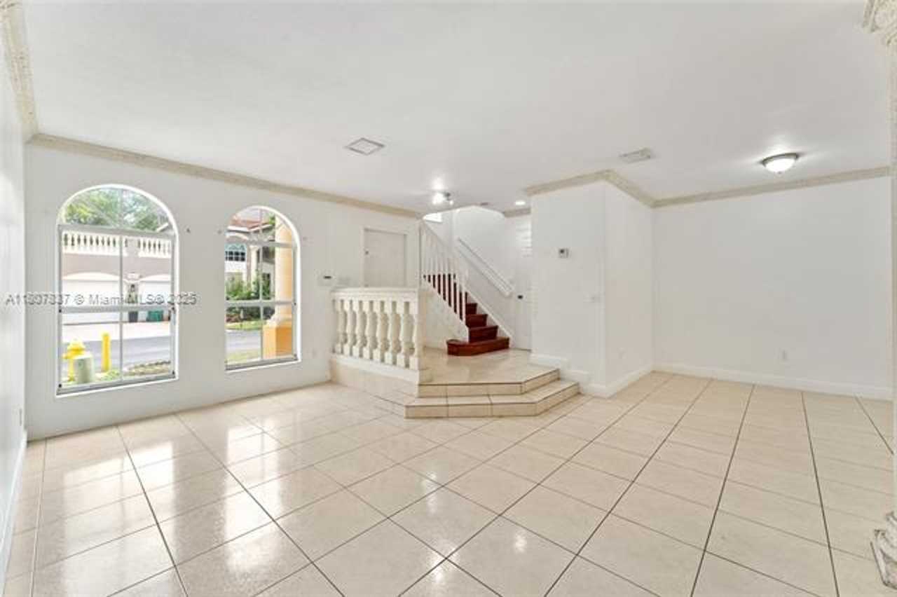 10819 Nw 51st Ln #0 - Photo 3 of 25