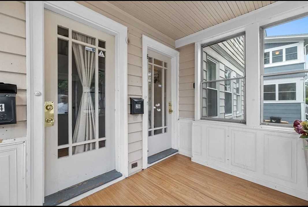 24 Lincoln St - Photo 2 of 13