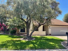 435 E Larkspur Ln - Photo 1 of 1