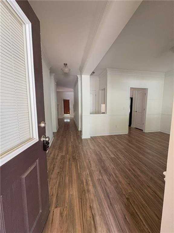 1372 Blackstone Way - Photo 2 of 28