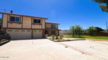 featured image of 5020 W Avenue K10