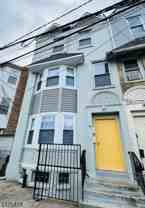 46 Oriental St #2 - Photo 1 of 1