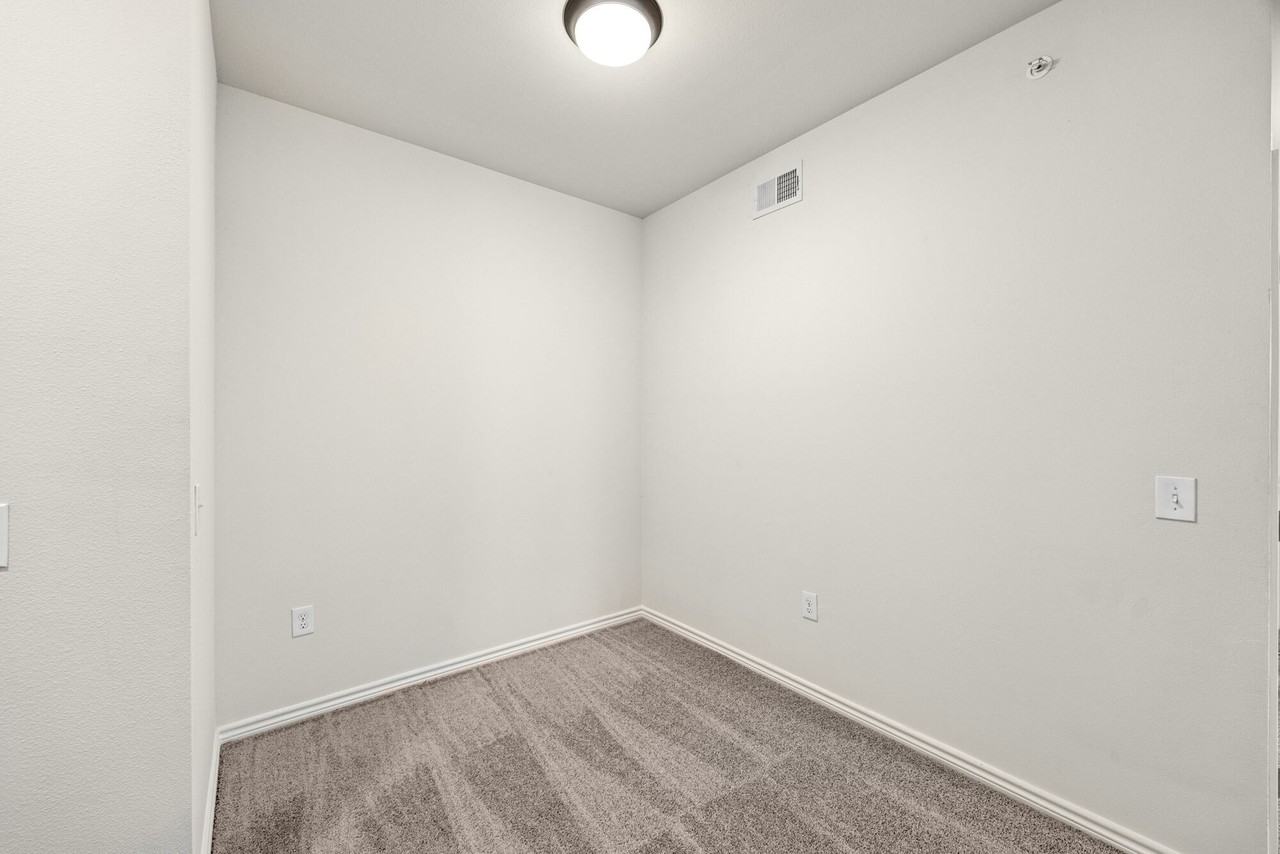 Magnolia Trace - Photo 4 of 47