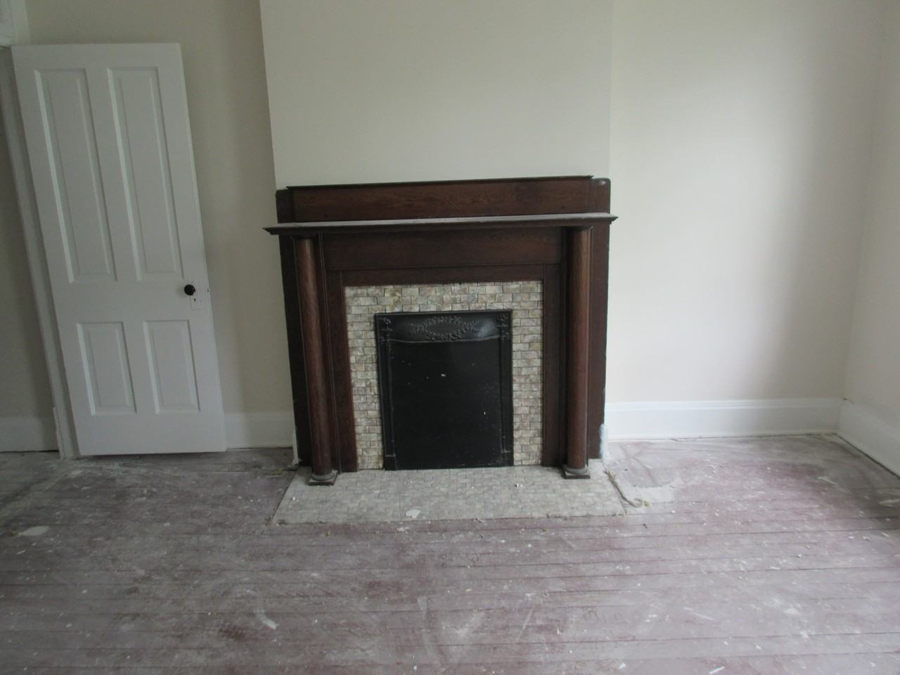 138 E Lincoln St - Photo 7 of 9