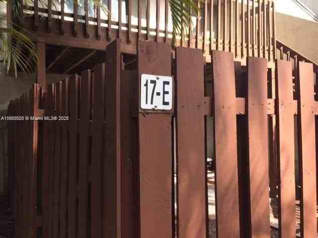 17 Crossings Cir #E - Photo 3 of 20