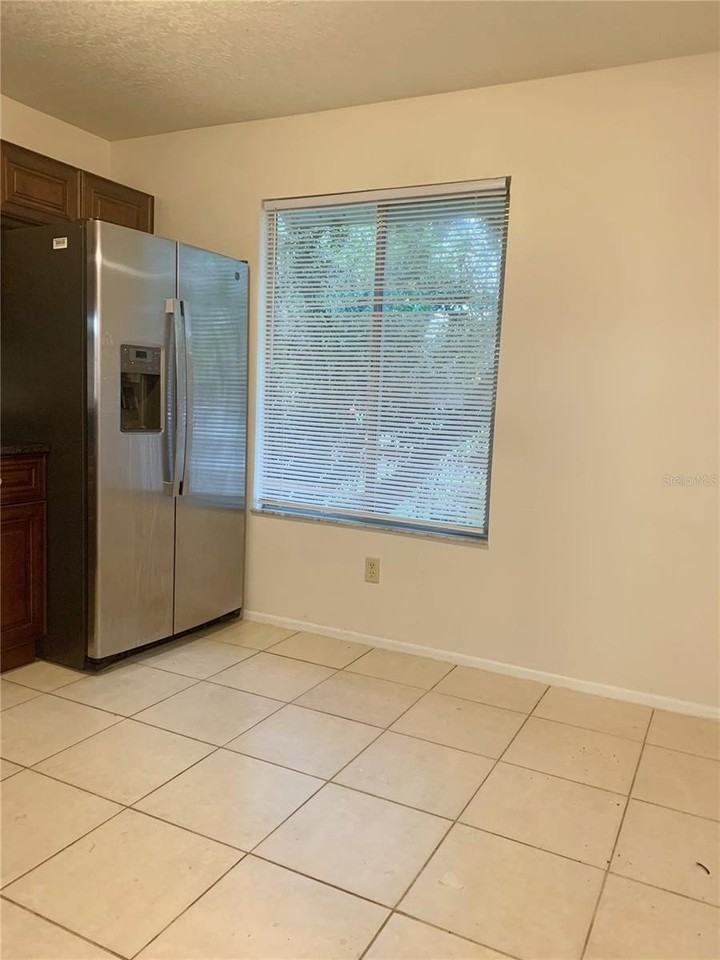 3153 Ginger Cir - Photo 4 of 16