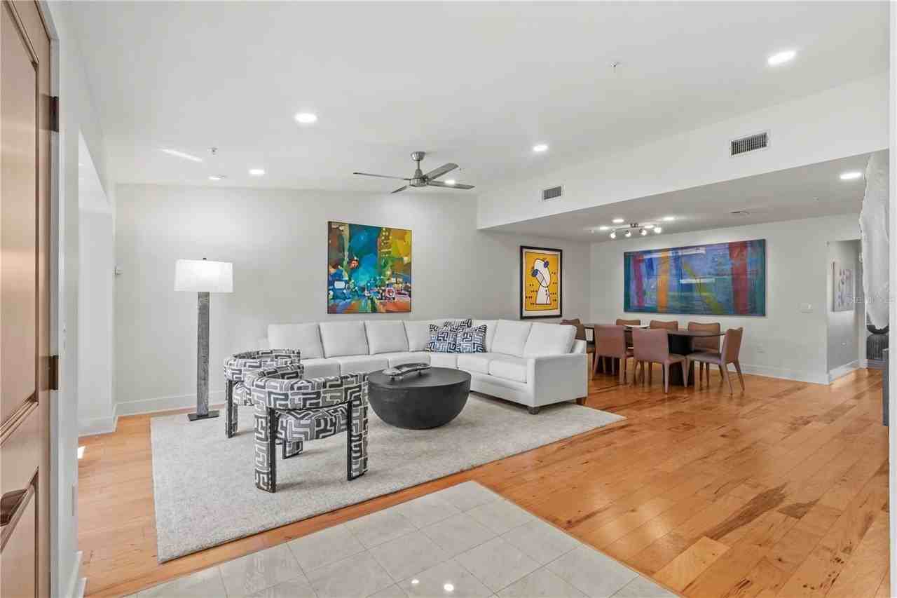 2377 Harbour Oaks Dr - Photo 5 of 50