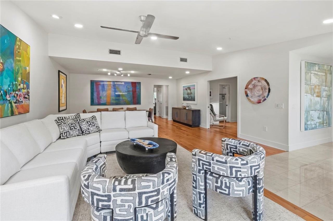 2377 Harbour Oaks Dr - Photo 7 of 50