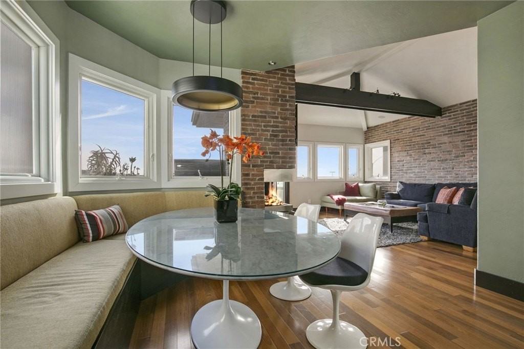 405 15th St - Photo 3 of 28