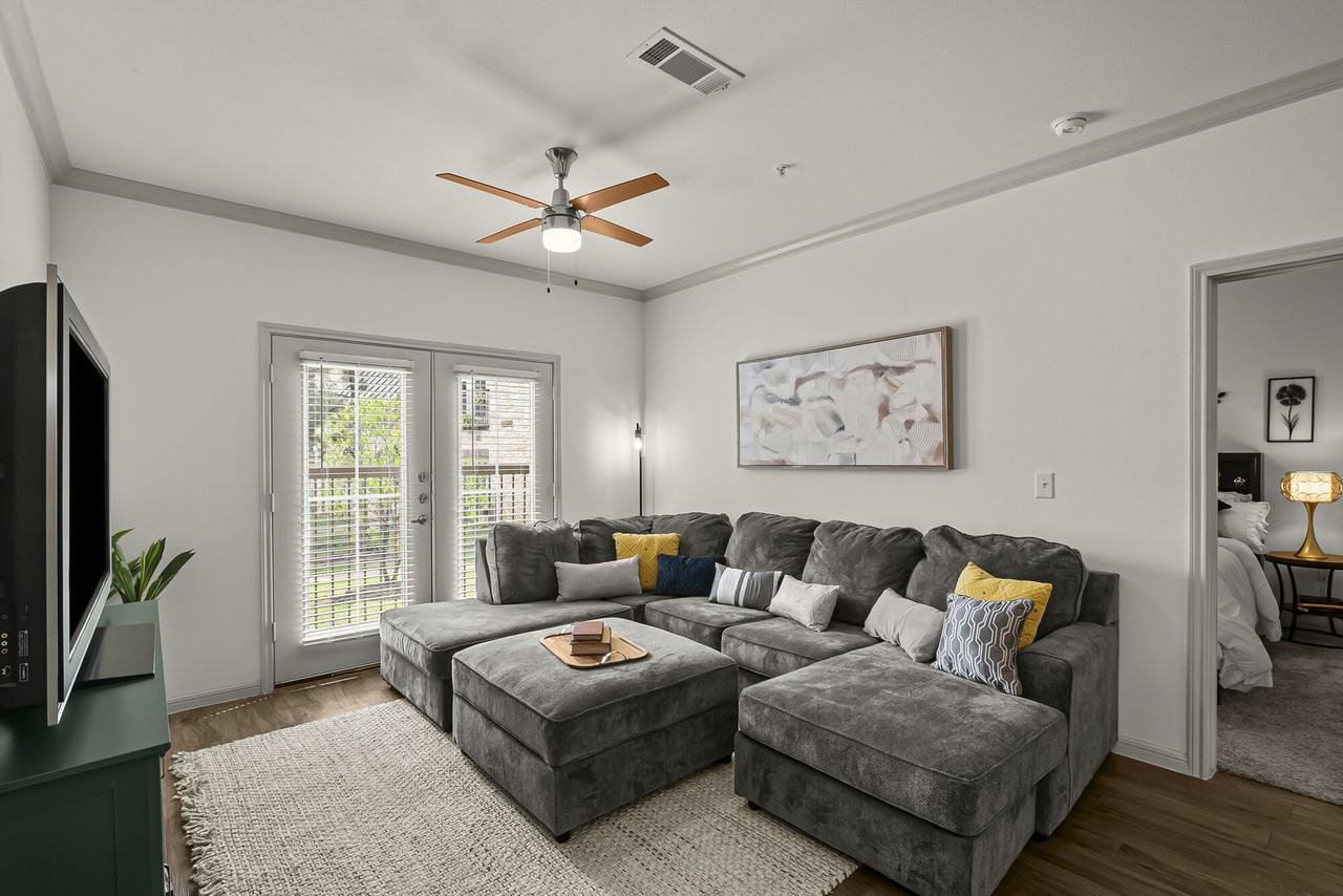 The Loop - Photo 3 of 50