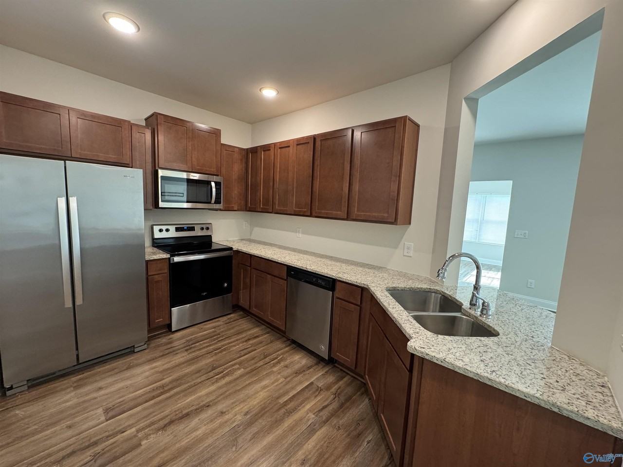 103 Woodsbrook Pl Sw - Photo 6 of 35