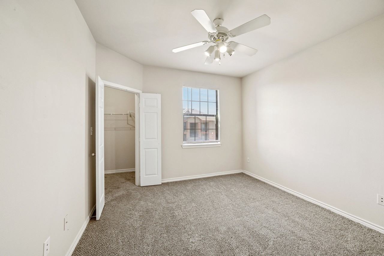 Terraces of Marine Creek - Photo 7 of 45